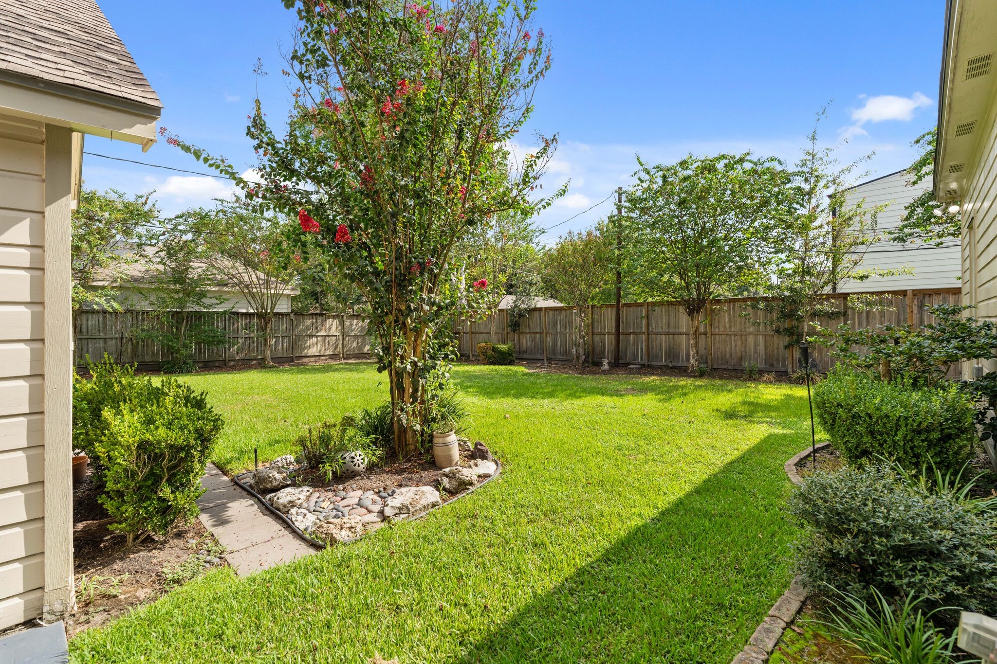718 Garden Oaks Boulevard Property Photo 39