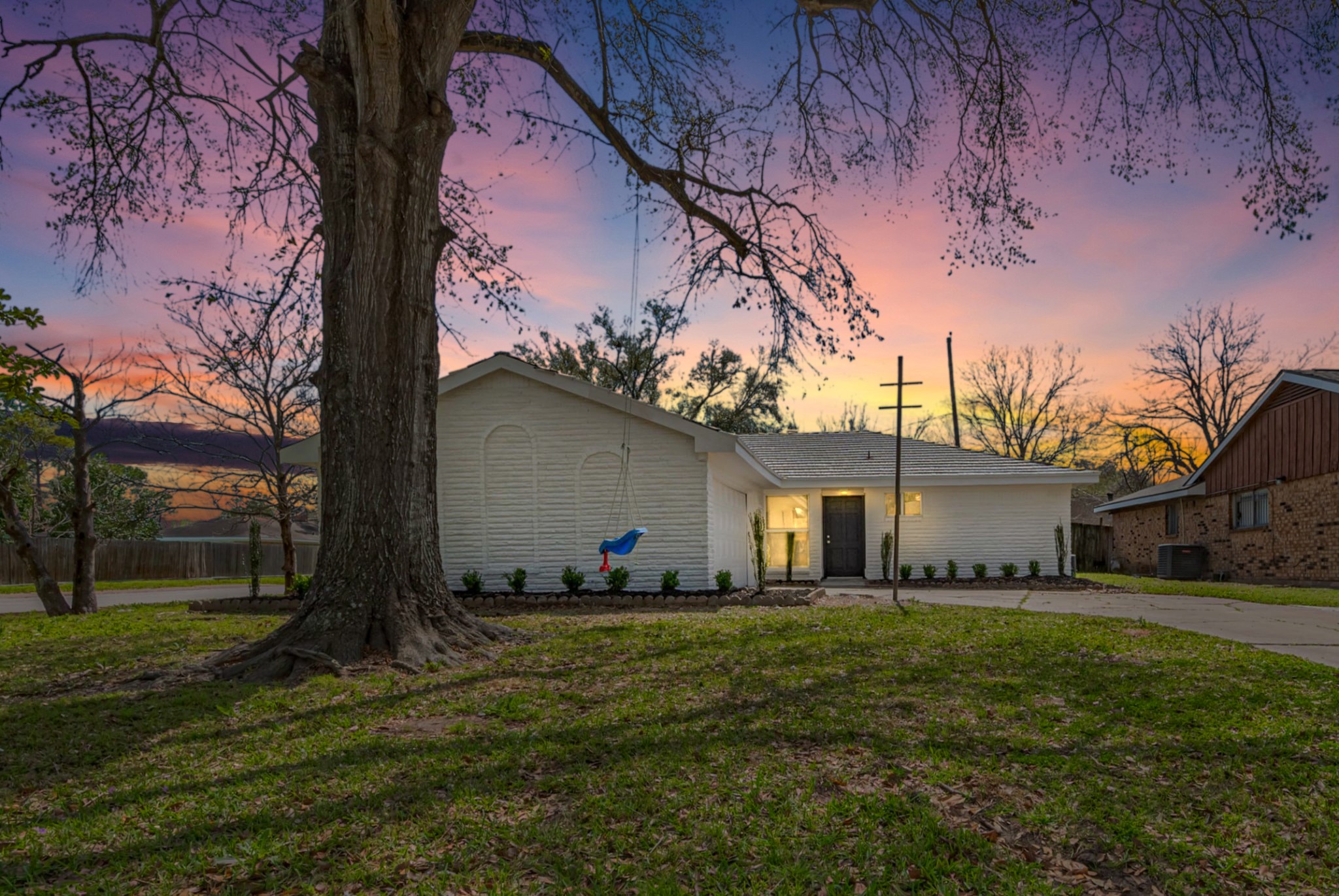 11603 Leader Street Property Photo