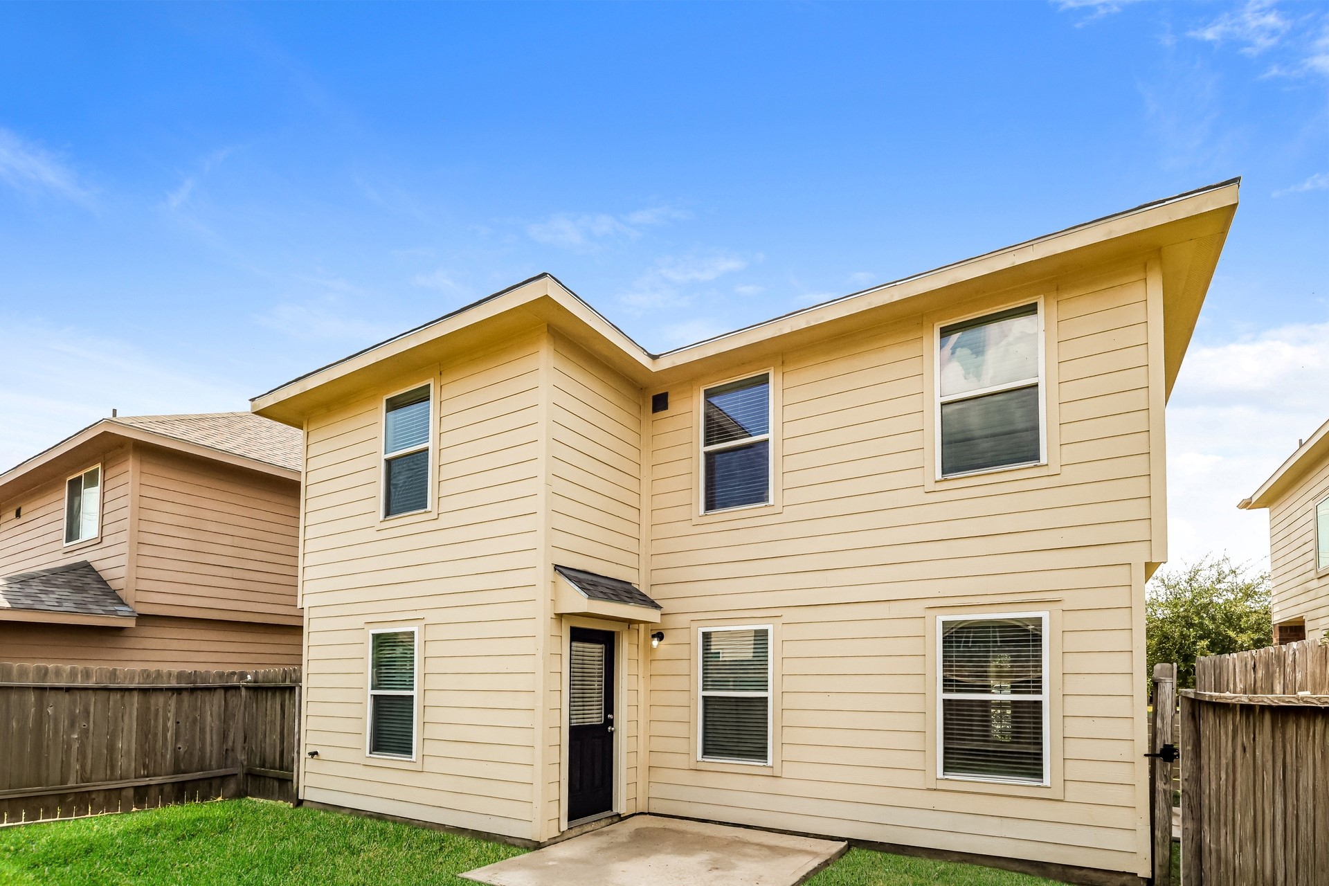 12051 Munich Drive Property Photo 13