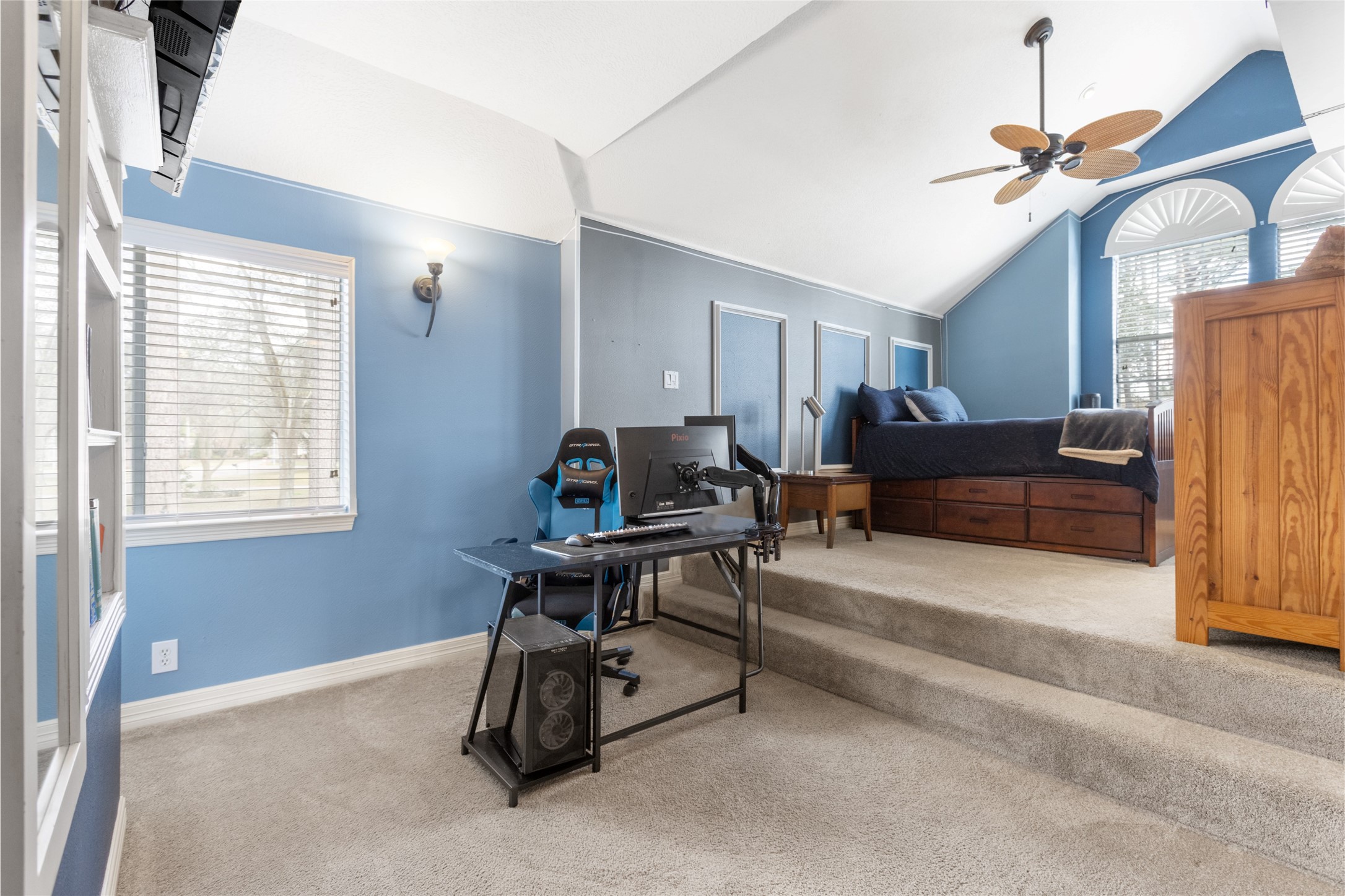 15912 Rosethorn Court Property Photo 27