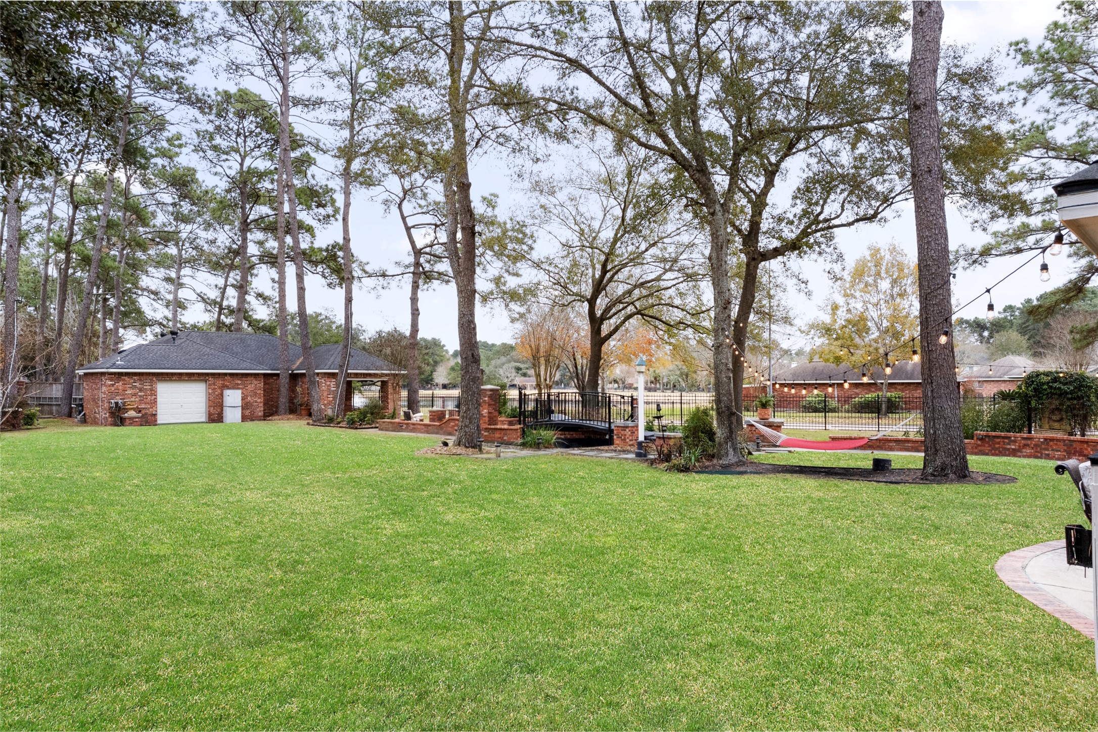 15912 Rosethorn Court Property Photo 31