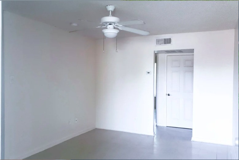 1205 Murray St Property Photo 4