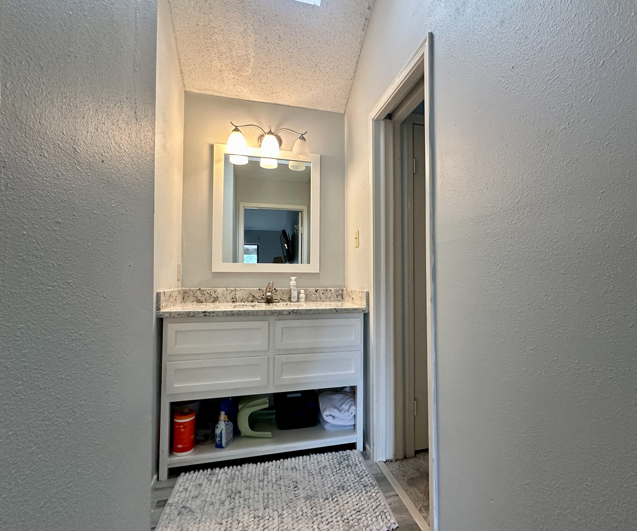 200 Fountain Lake W 128 Property Photo 16