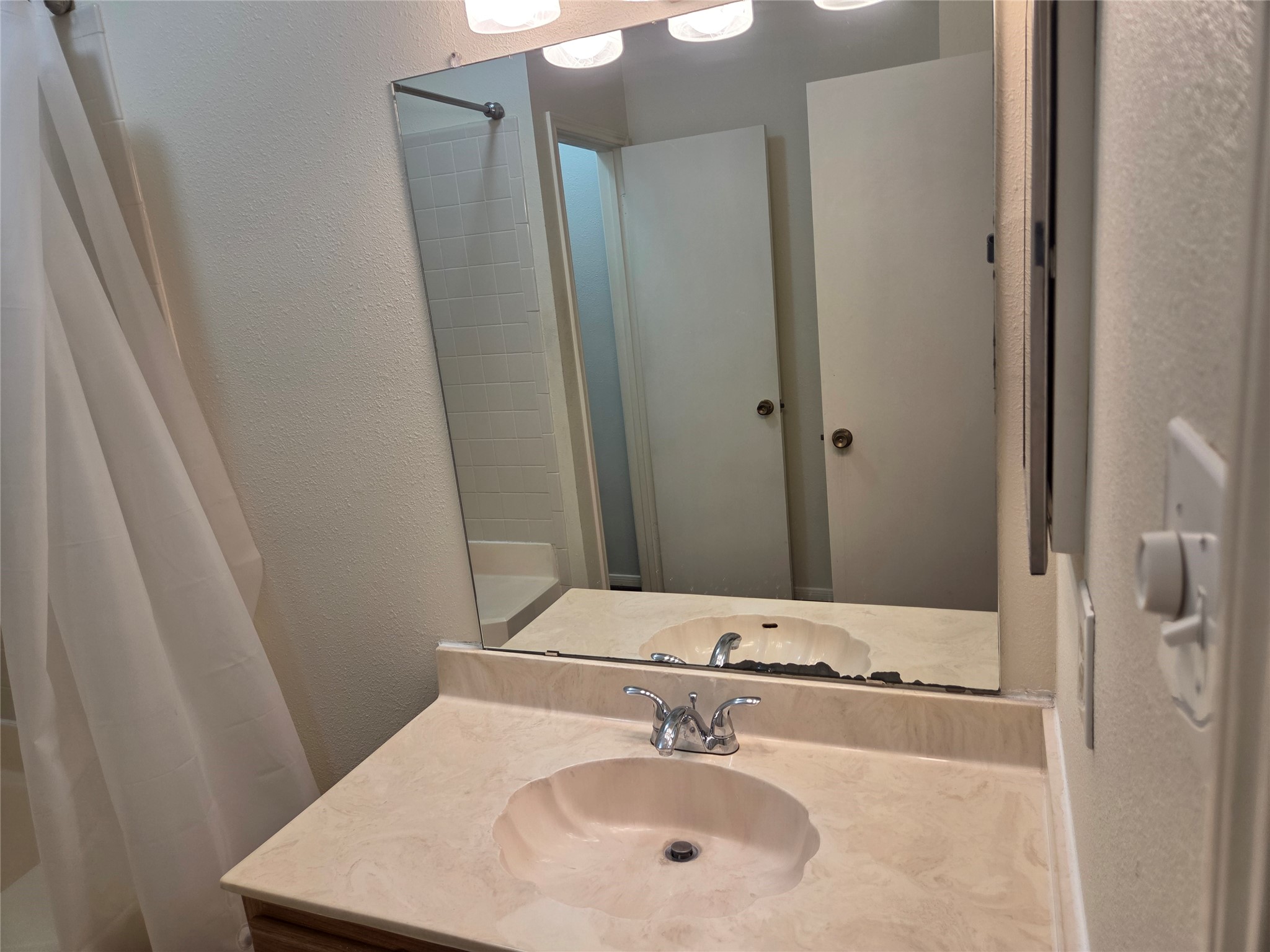 3780 Tanglewilde Street 106 Property Photo 25