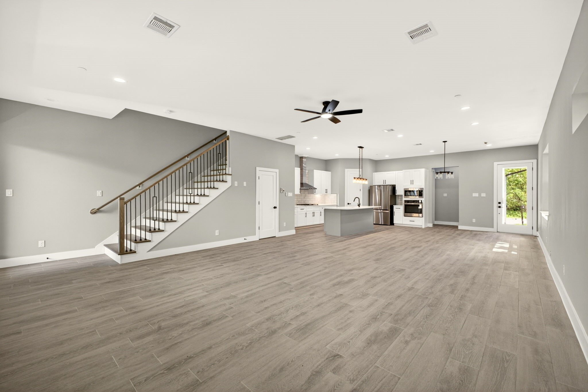 4517 Larch Lane Property Photo 18