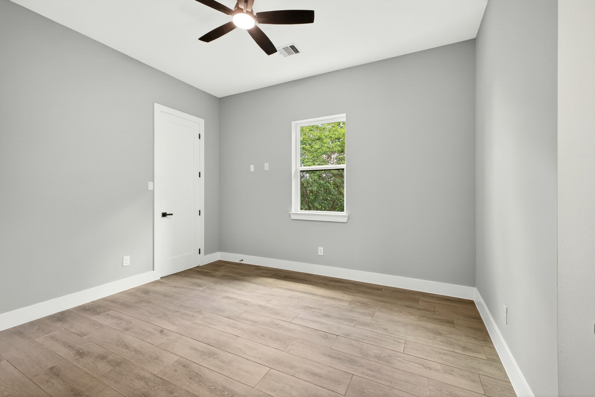 4517 Larch Lane Property Photo 41