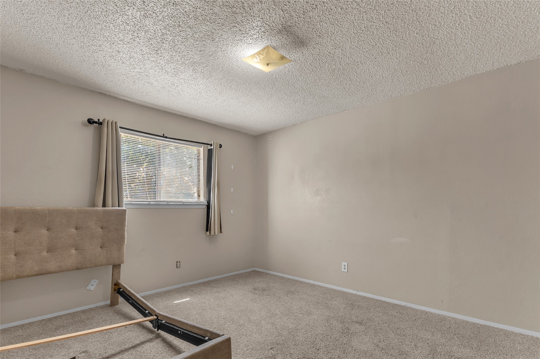 1516 Violet Avenue Property Photo 15