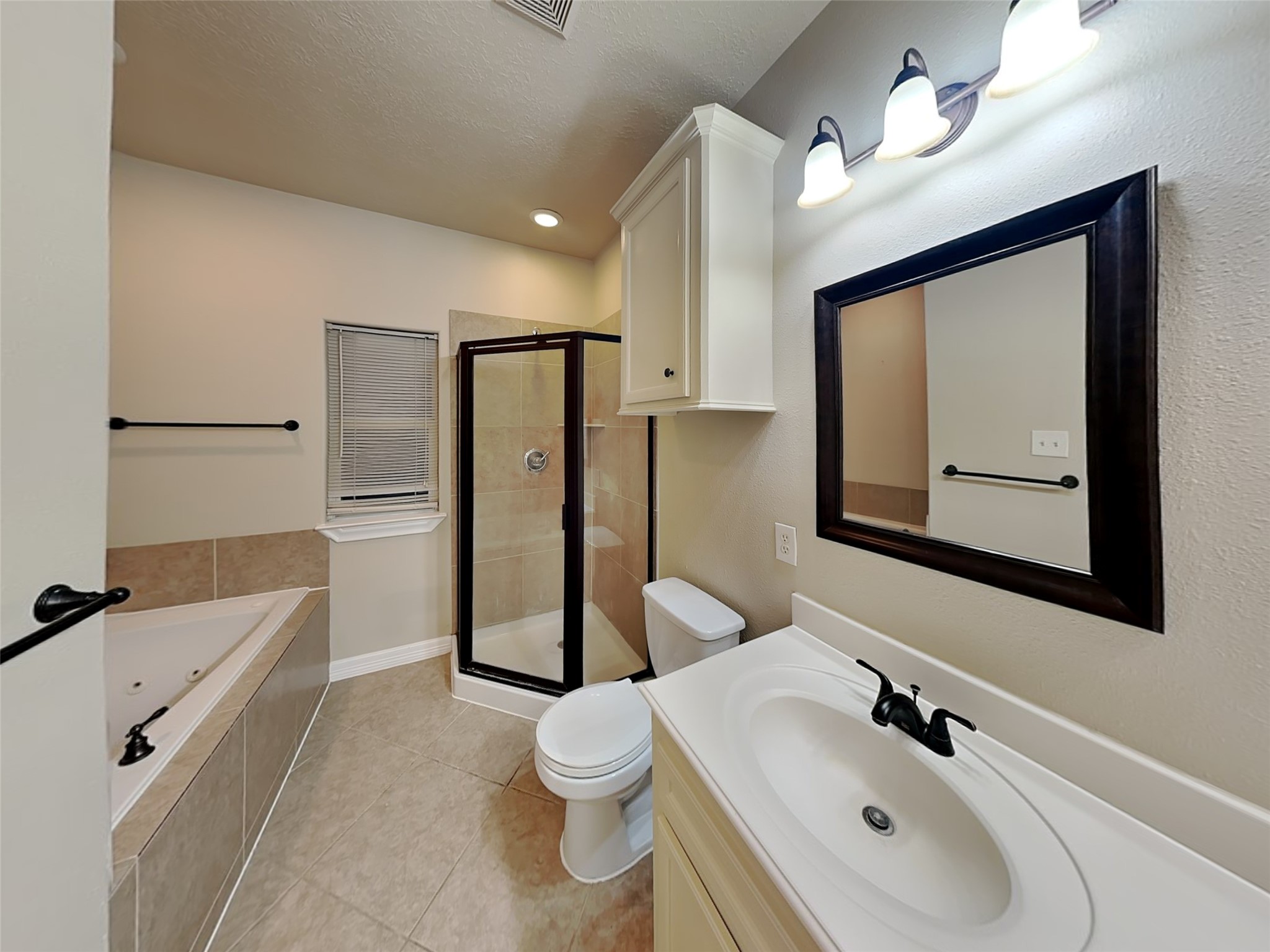 504 Forest Glen Street Property Photo 10