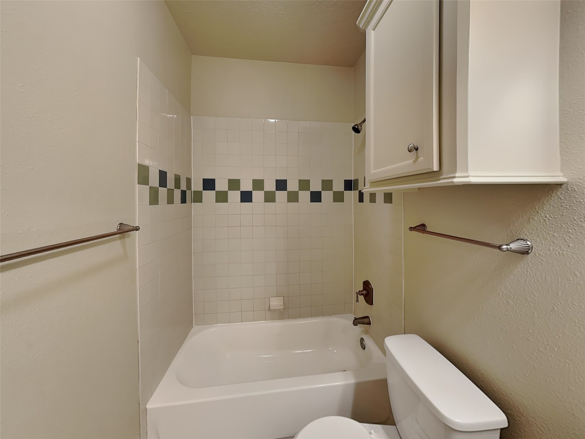 504 Forest Glen Street Property Photo 13