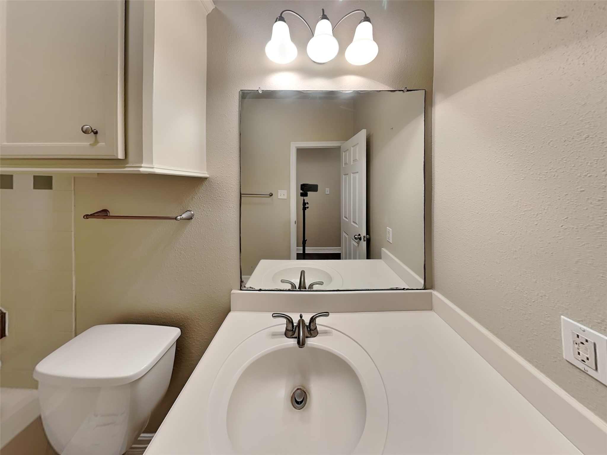 504 Forest Glen Street Property Photo 14