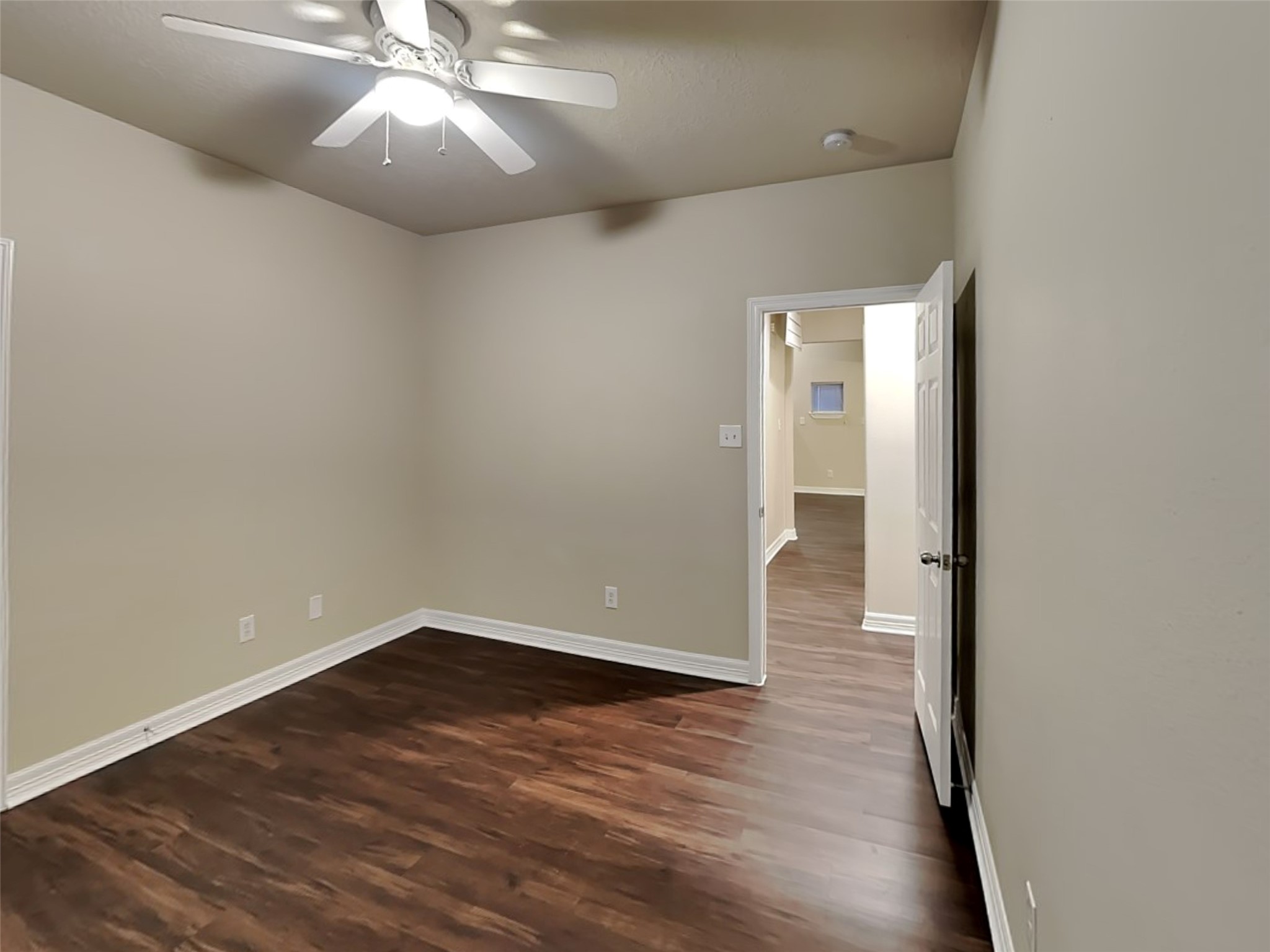 504 Forest Glen Street Property Photo 15