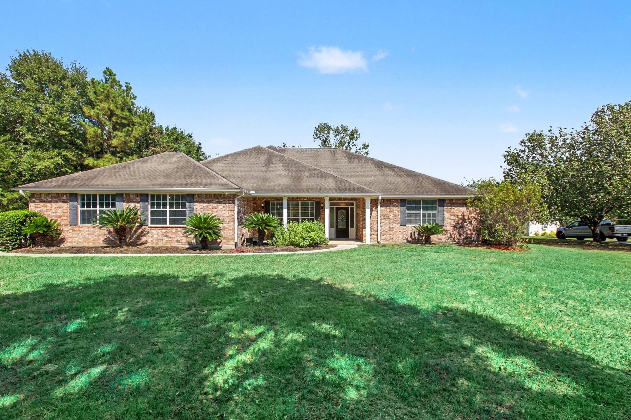 11297 Majestic Drive Property Photo 1