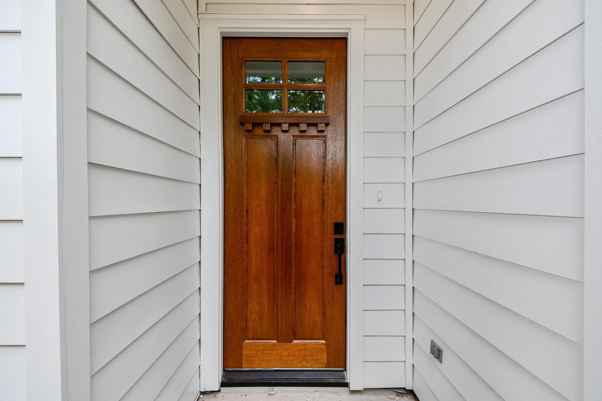 2305 Maury Street Property Photo 6