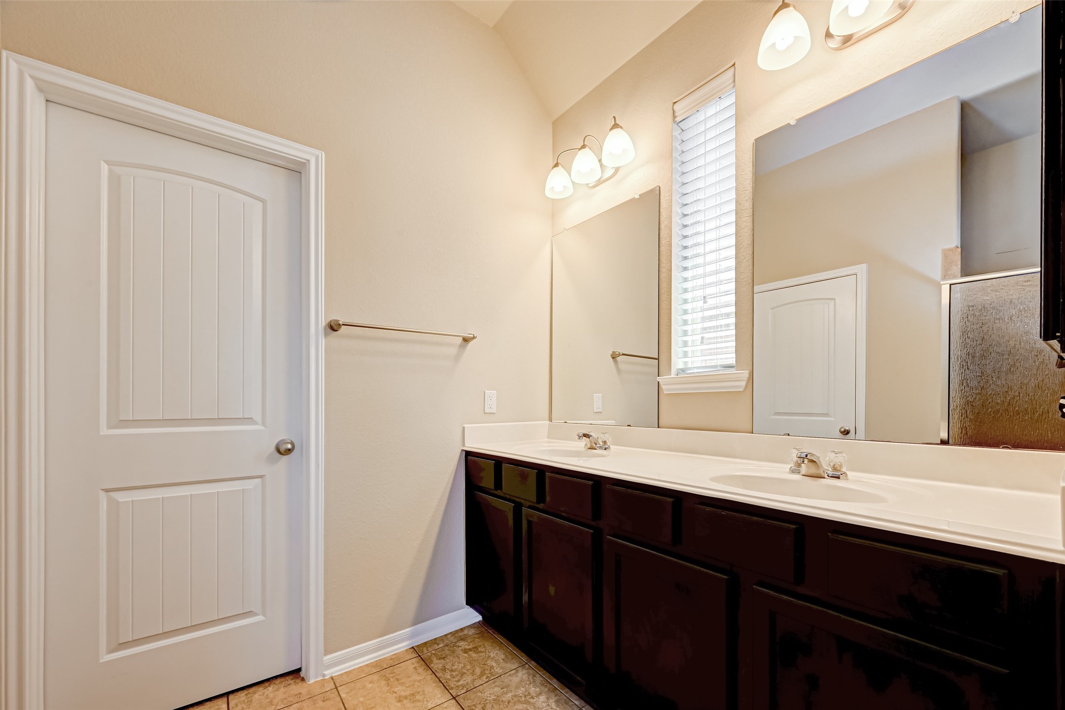 402 Conchola Lane Property Photo 18