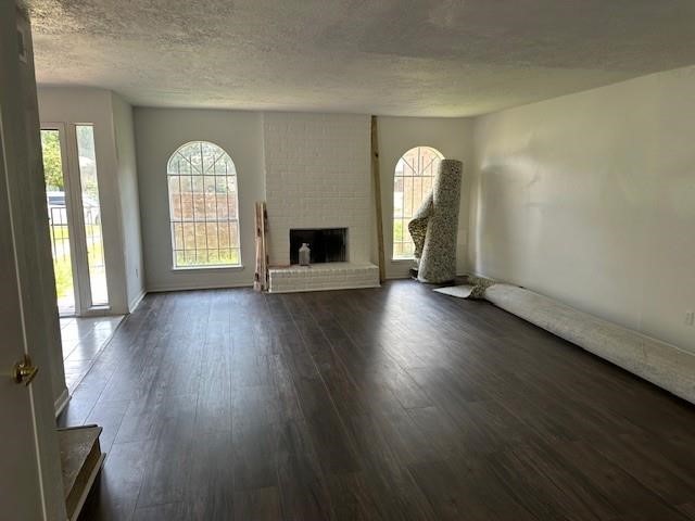8722 Maplecrest Drive Property Photo 2