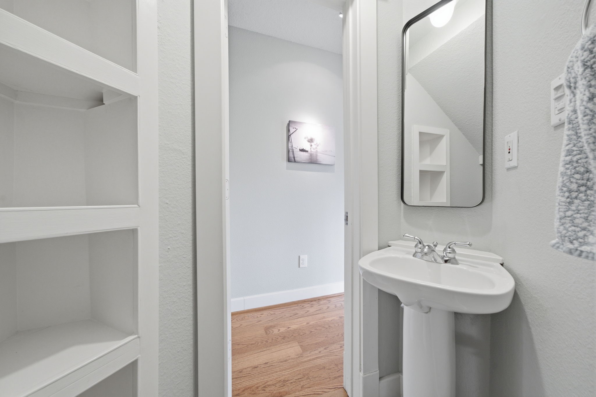 509 W 22nd Street Property Photo 9