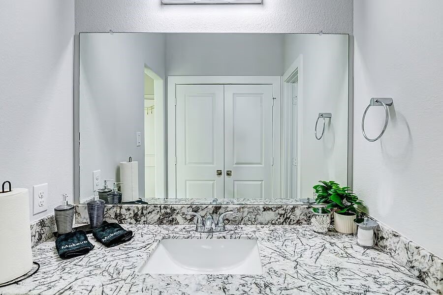 4677 Bellfort Street A Property Photo 17