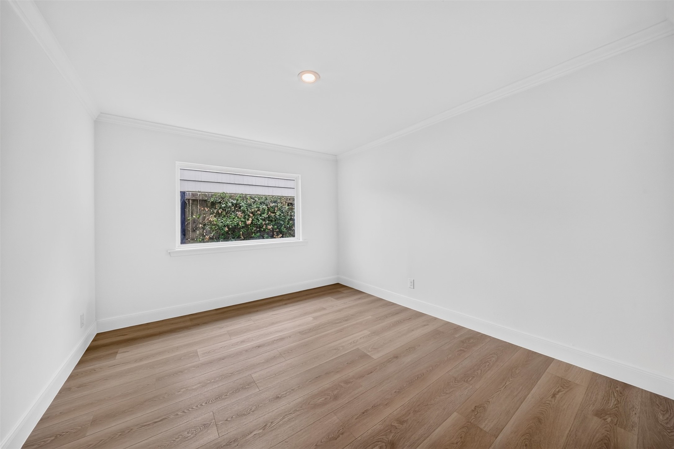 2126 Chimney Rock Road Property Photo 32