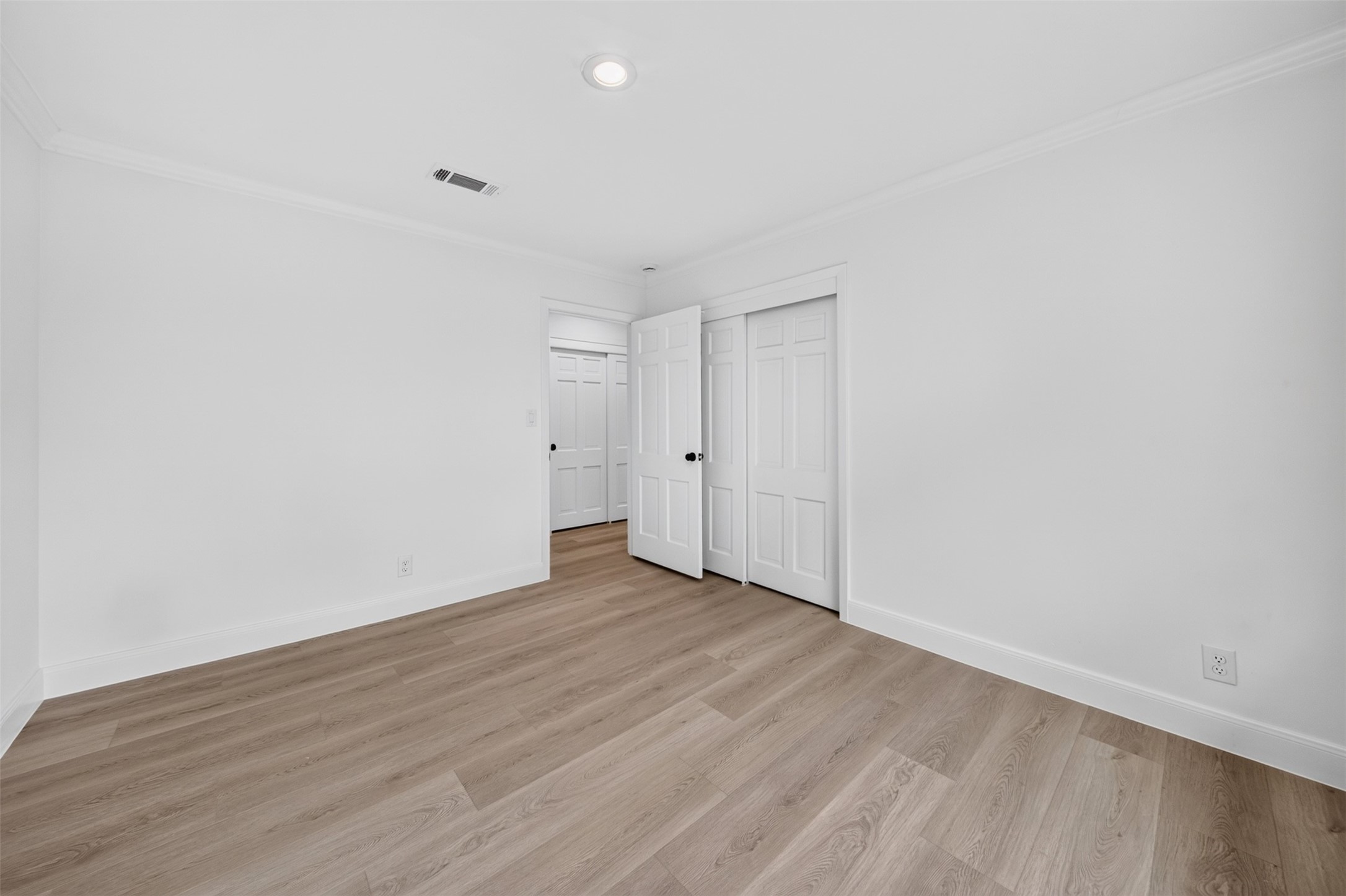2126 Chimney Rock Road Property Photo 34