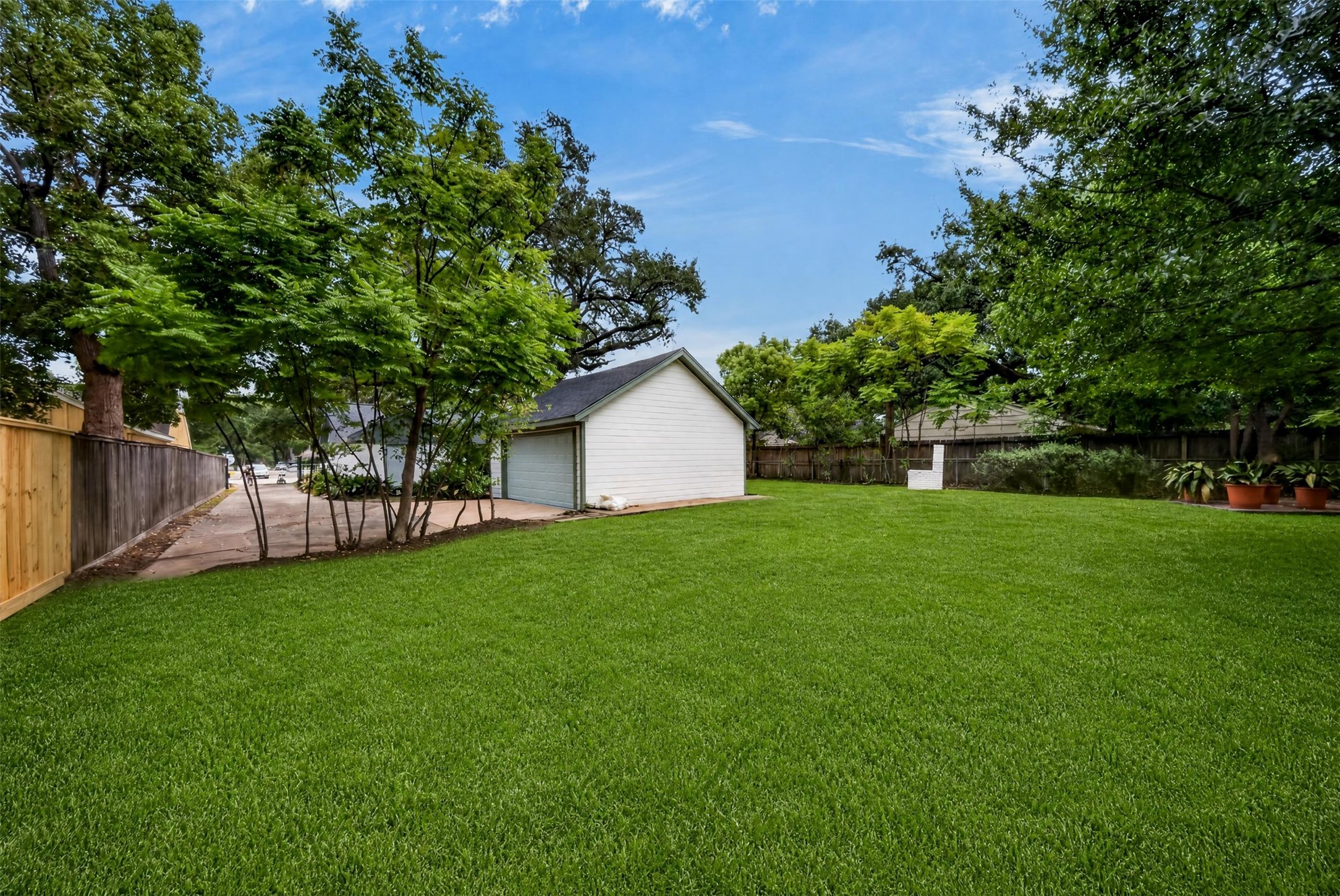 2126 Chimney Rock Road Property Photo 41