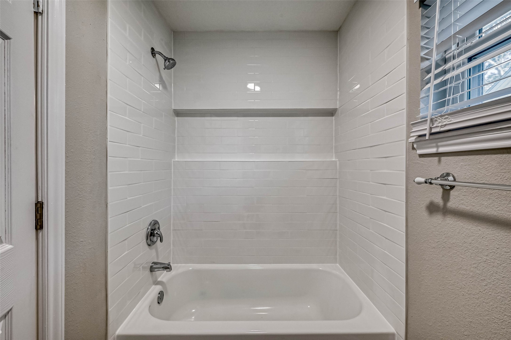 1310 Antigua Lane Property Photo 16
