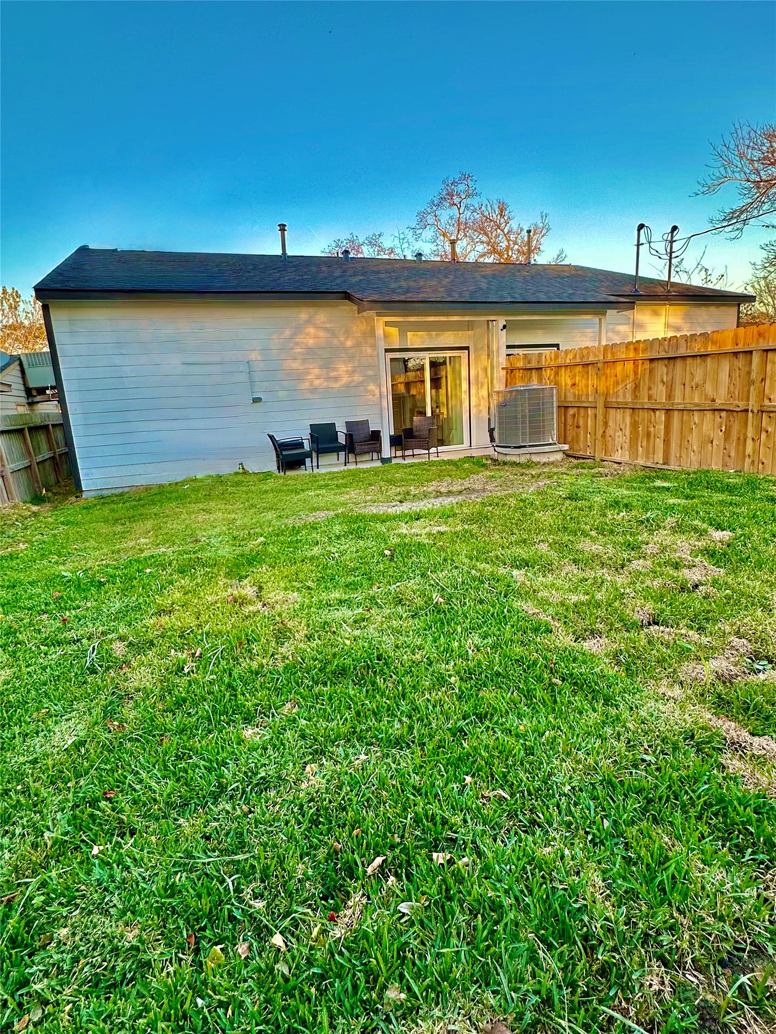 5306 Ridgeway Drive A Property Photo 13
