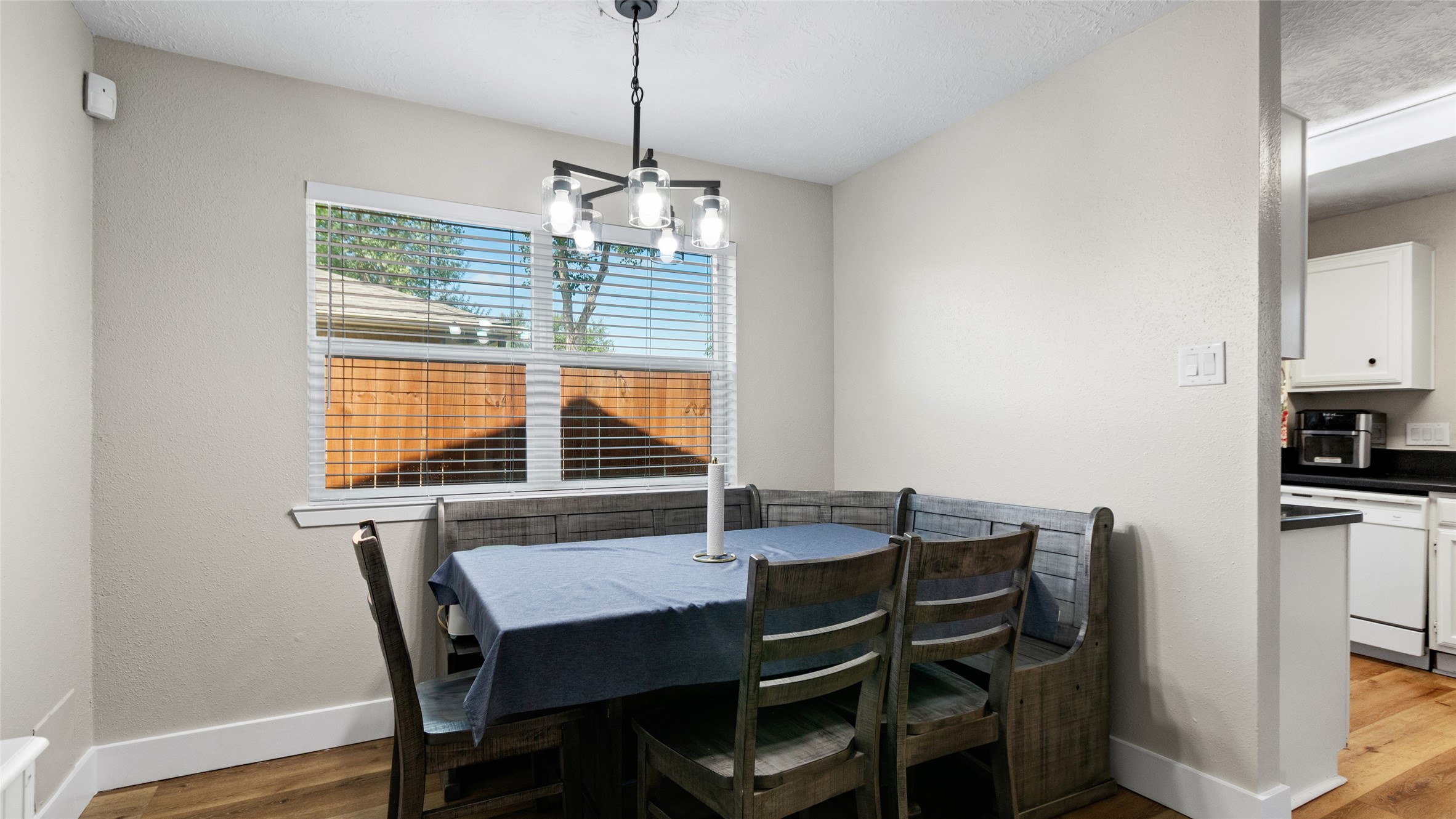 2618 Knoxville Drive Property Photo 10