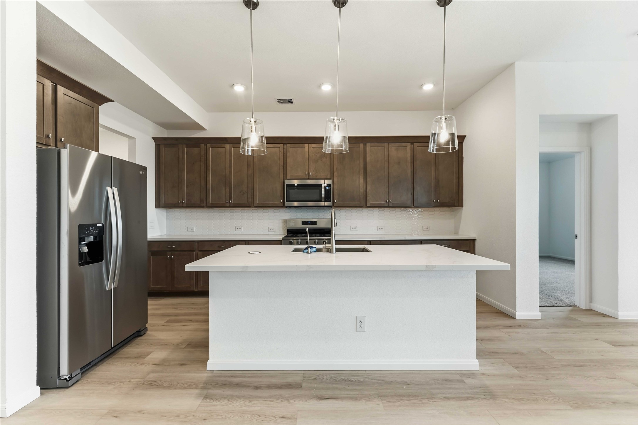 5622 Bermuda Sands Drive Property Photo 9
