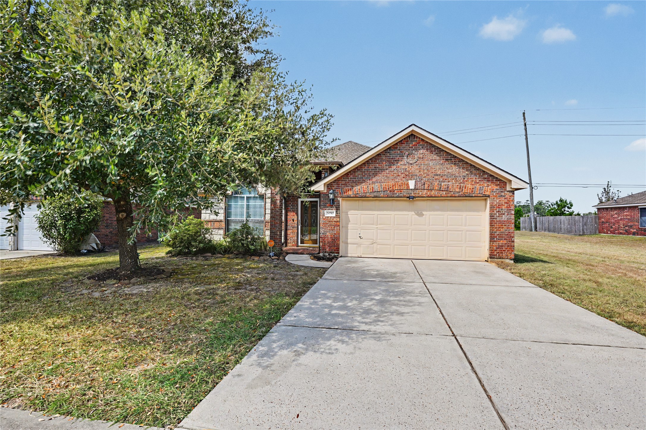 24703 Sandusky Drive Property Photo 32
