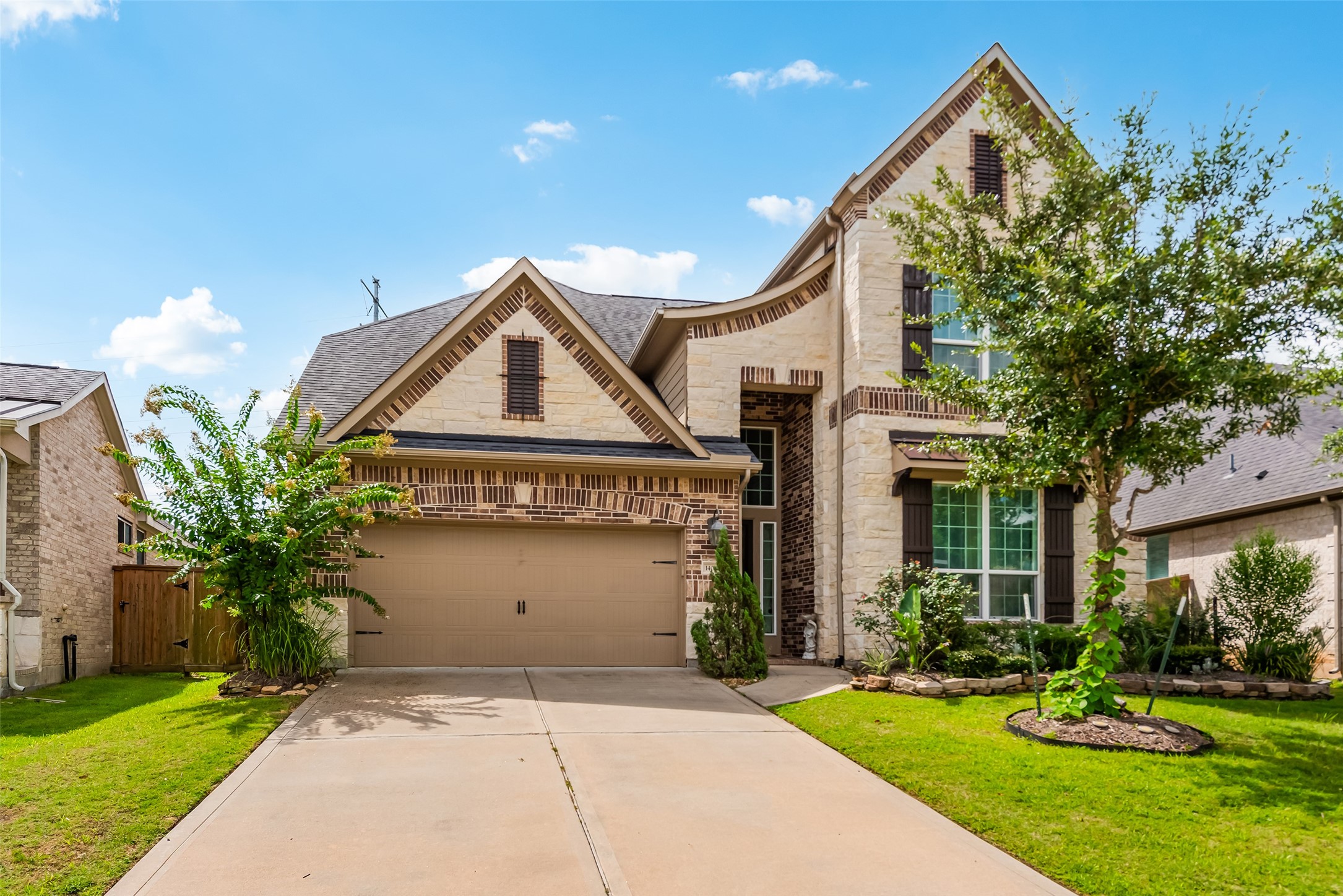 14062 Dunsmore Landing Drive Property Photo 1