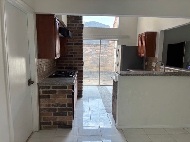 3303 Westwick Drive Property Photo 3