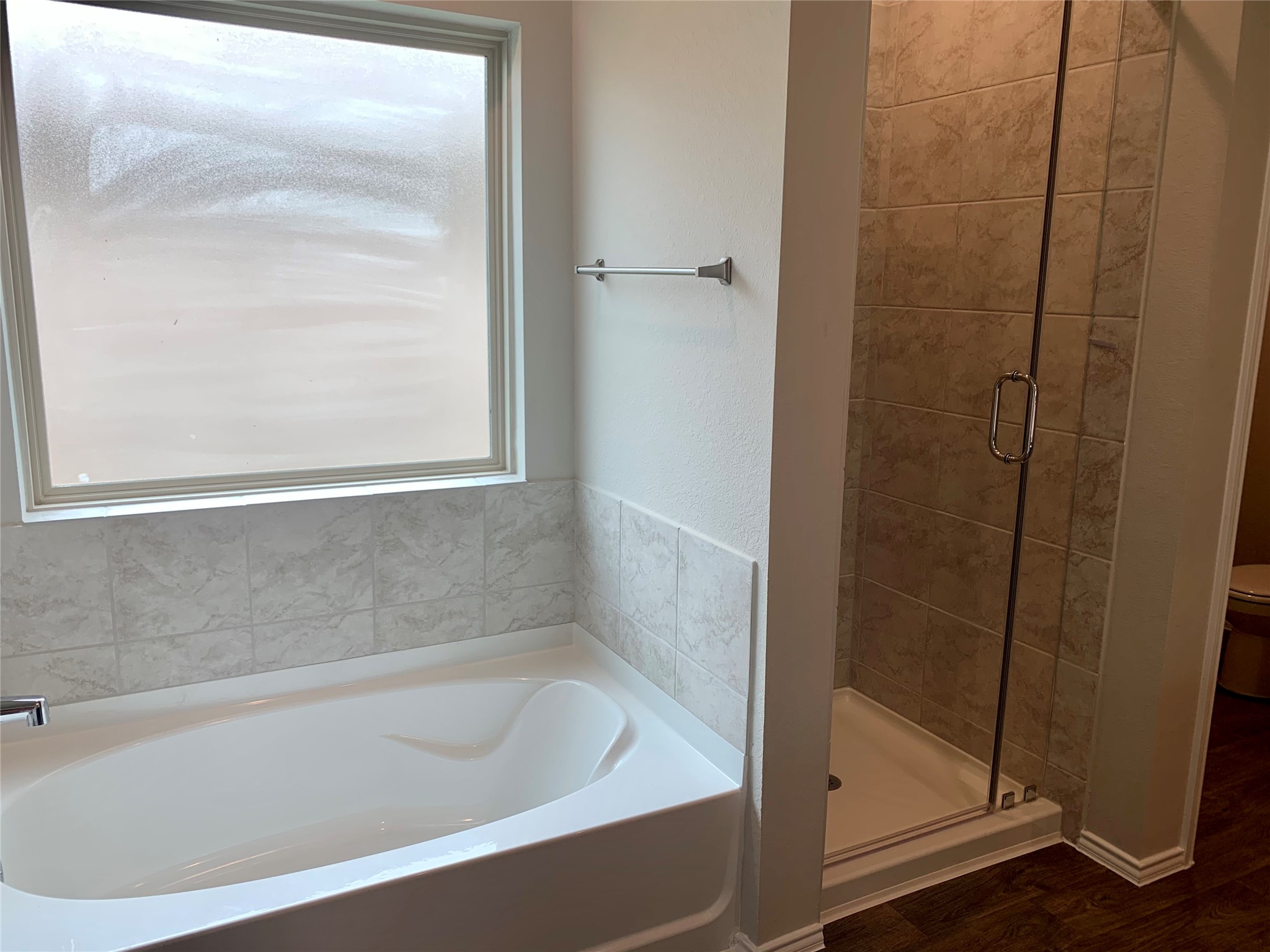 4227 Isoletta Court Property Photo 7