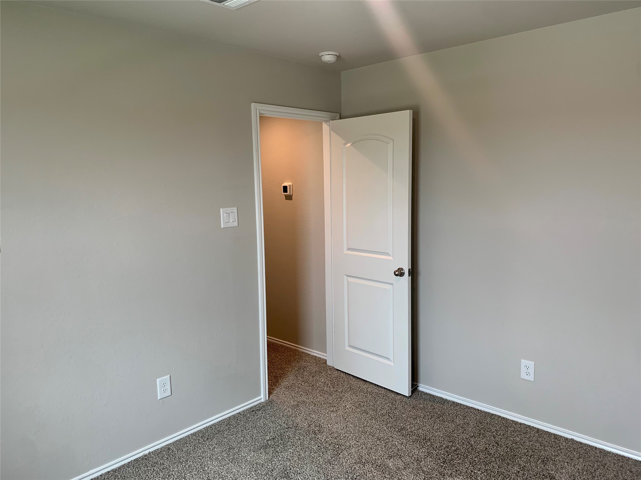 4227 Isoletta Court Property Photo 29