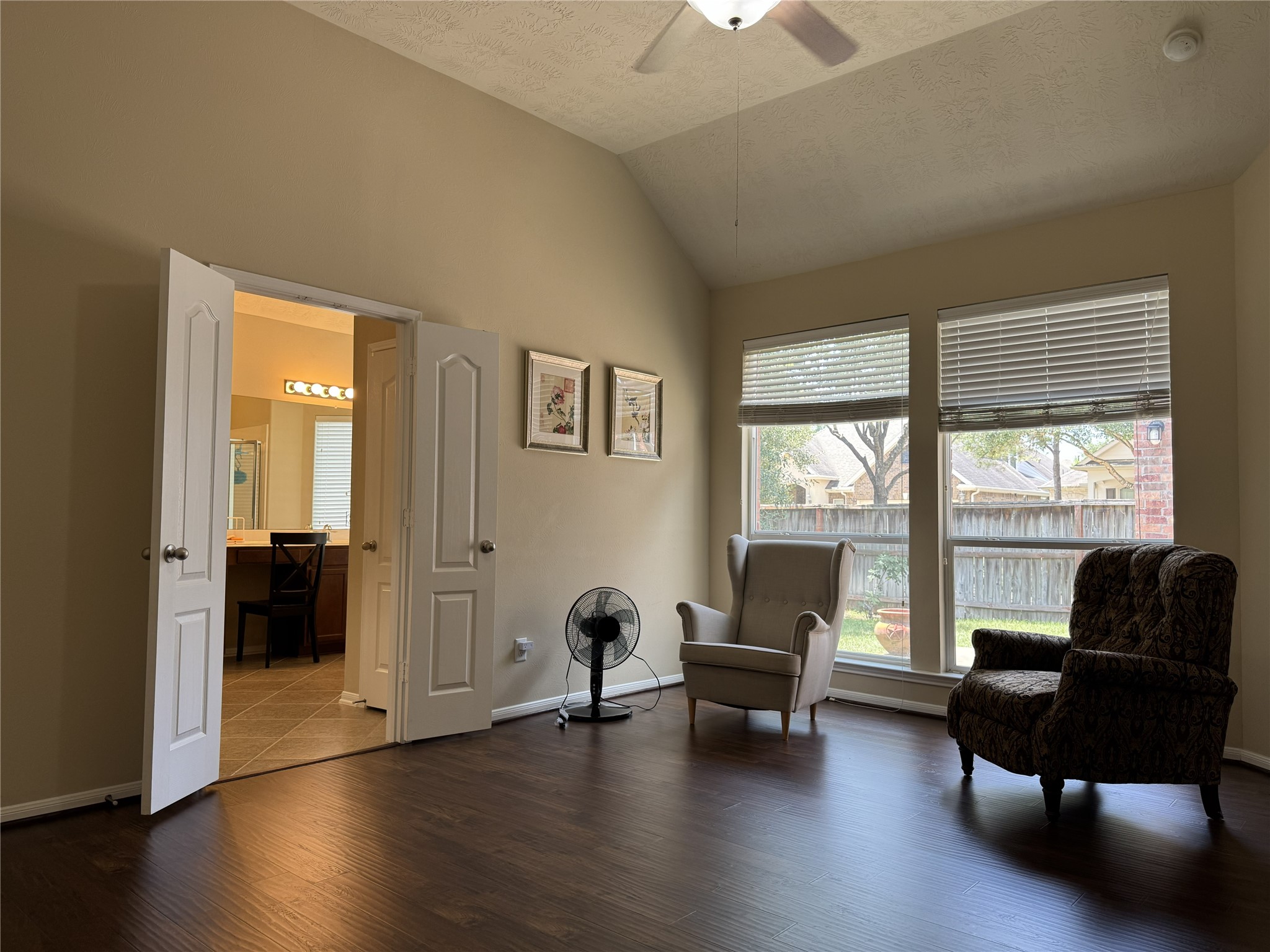 6106 Brookmall Drive Property Photo 9