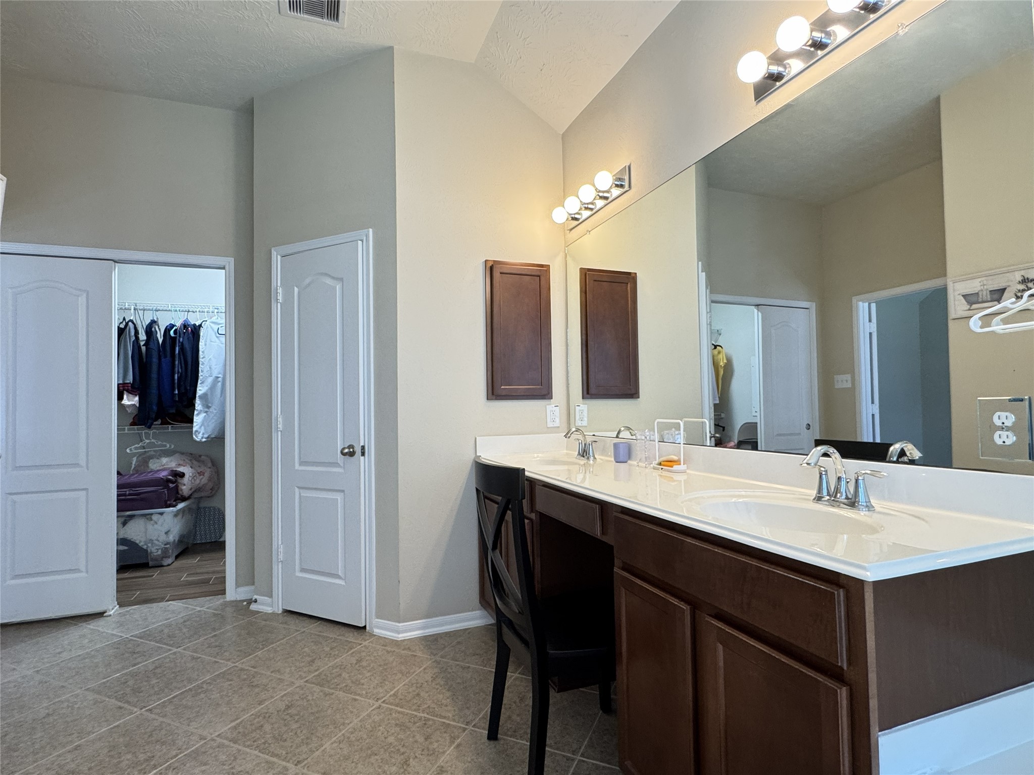 6106 Brookmall Drive Property Photo 18