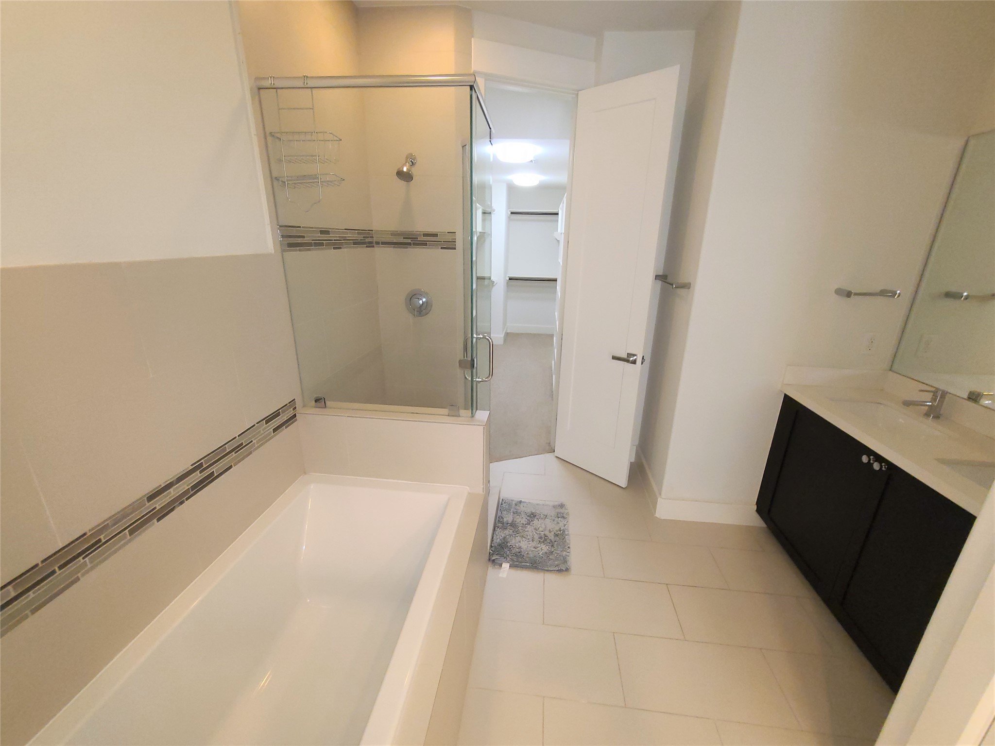 2610 Polk Street Property Photo 10