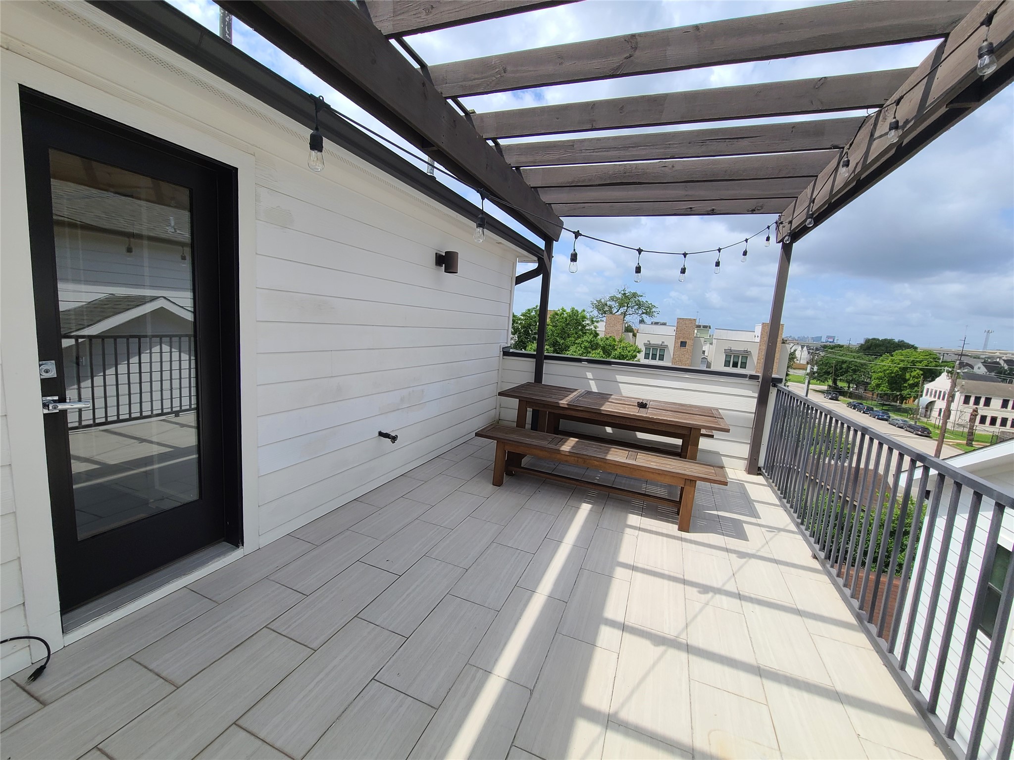 2610 Polk Street Property Photo 13