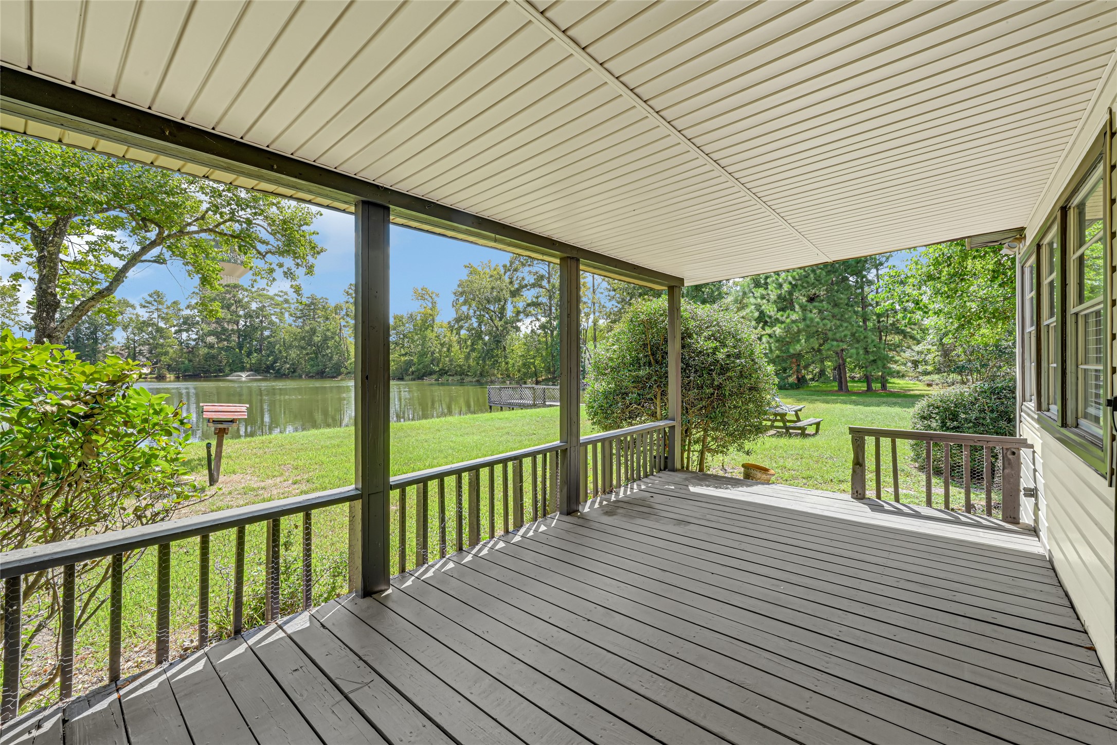18121 Atkinson Lane Property Photo 2