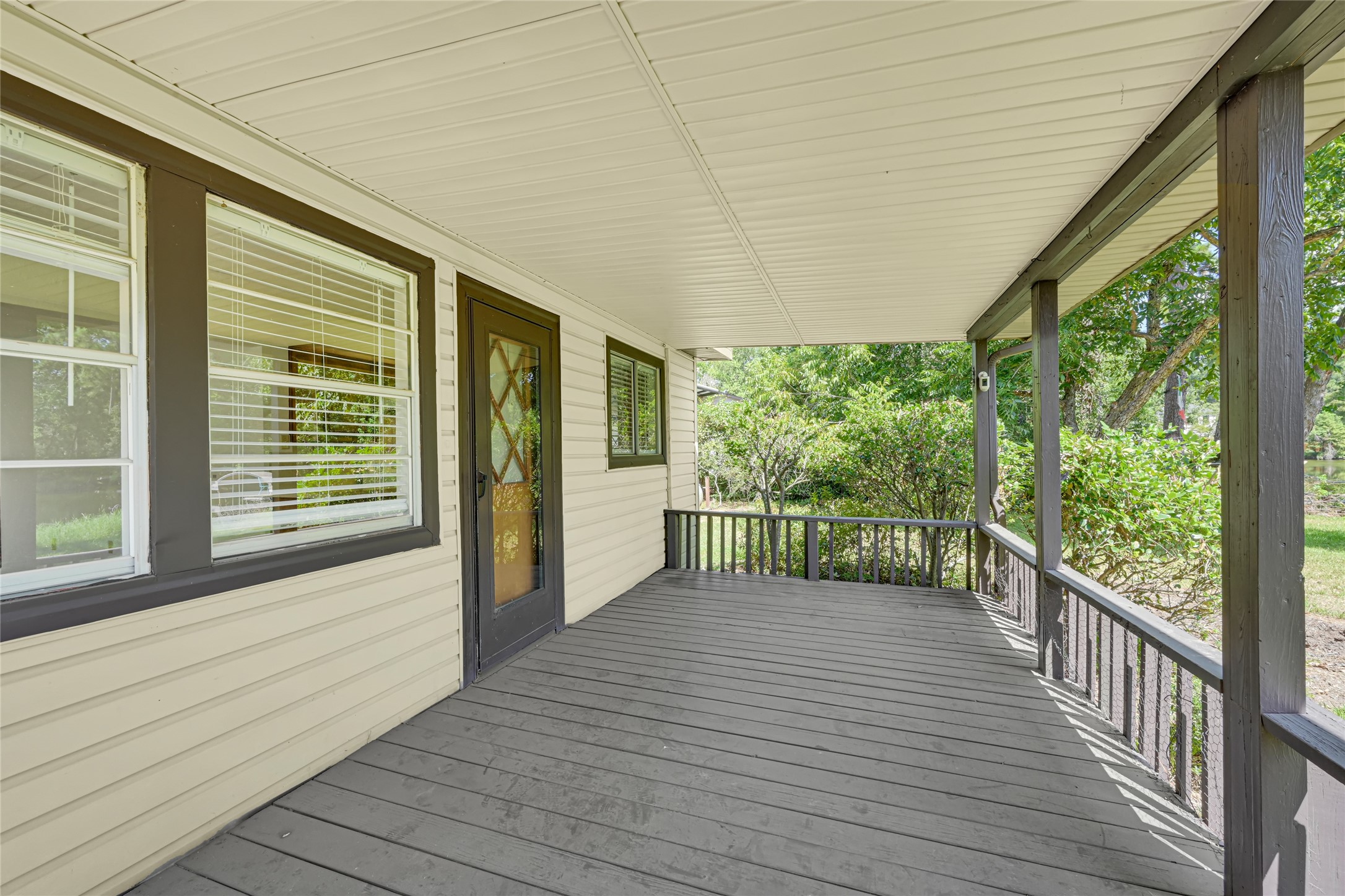 18121 Atkinson Lane Property Photo 4