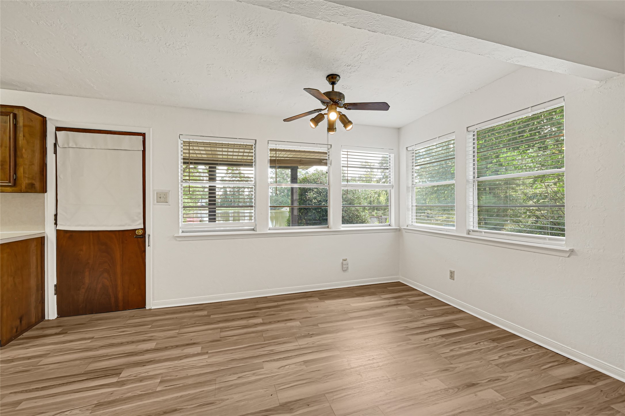 18121 Atkinson Lane Property Photo 8