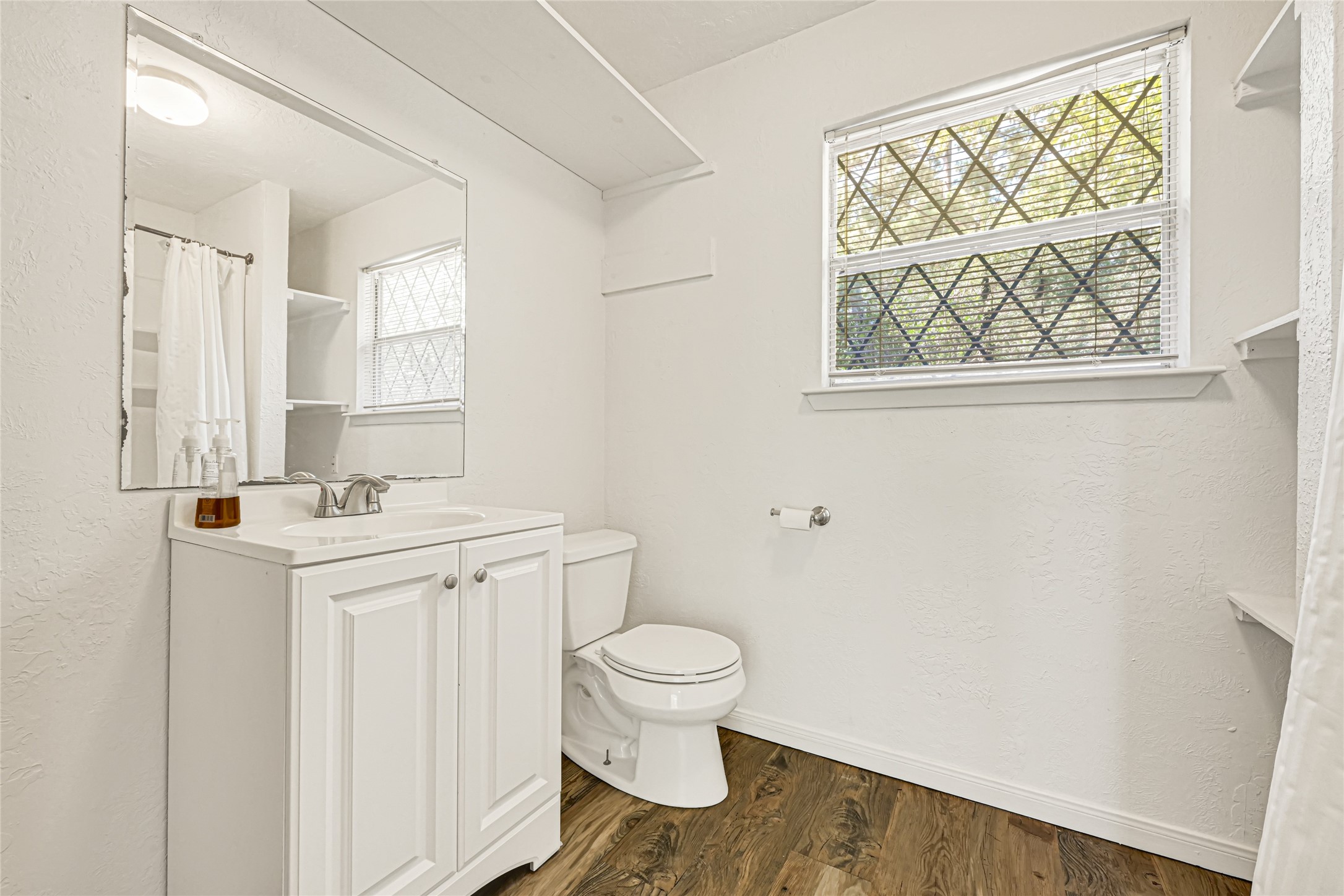 18121 Atkinson Lane Property Photo 9