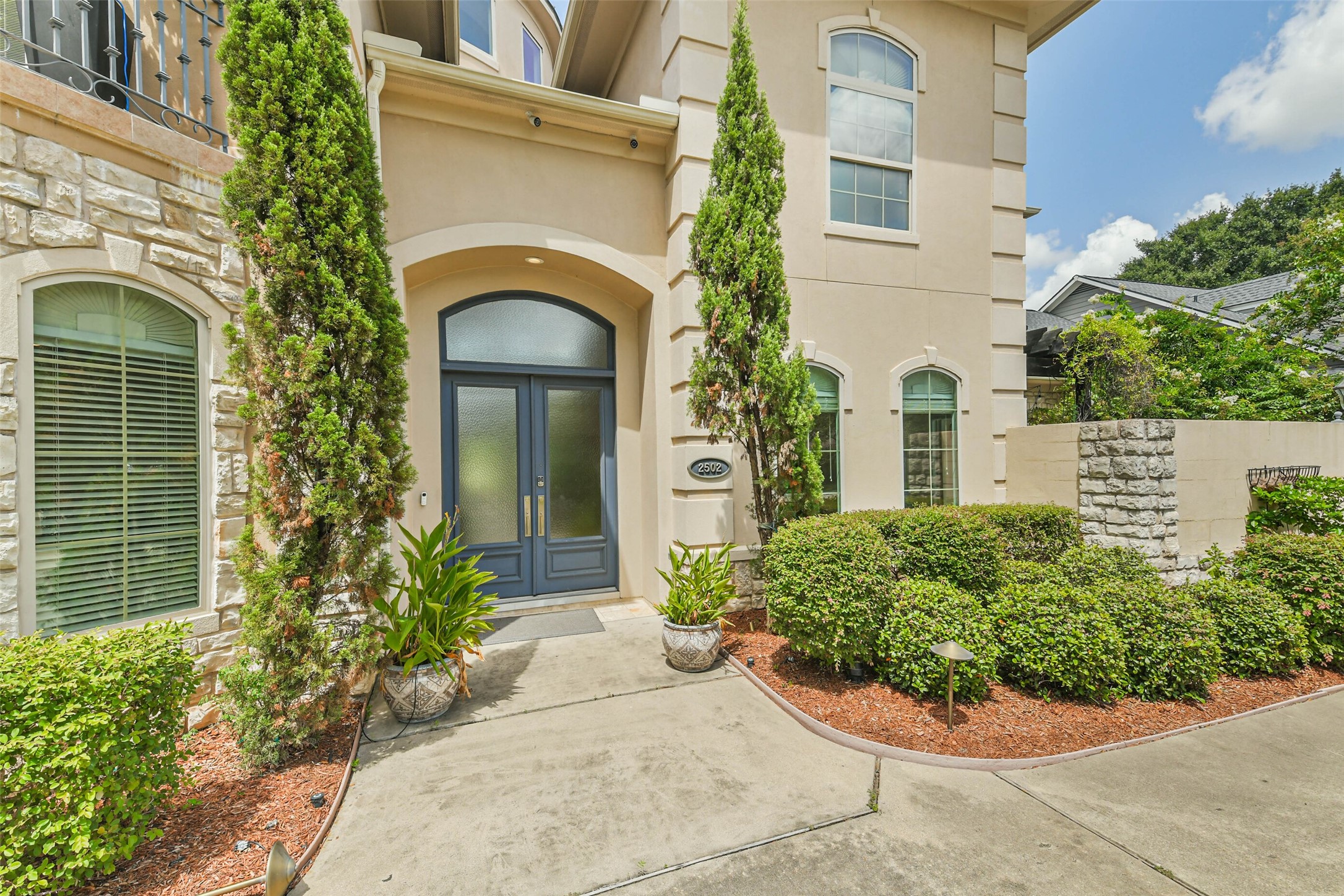 2502 Chimney Rock Road Property Photo 3