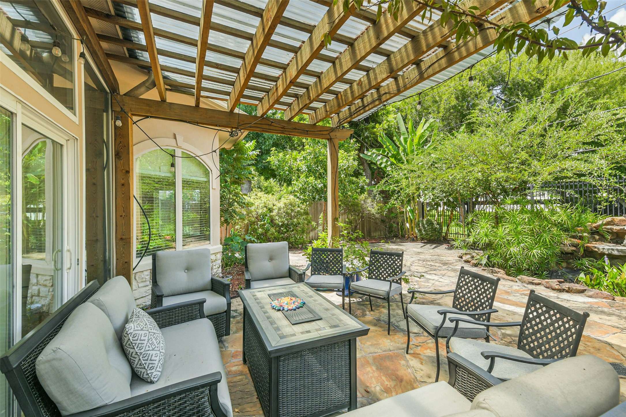 2502 Chimney Rock Road Property Photo 6