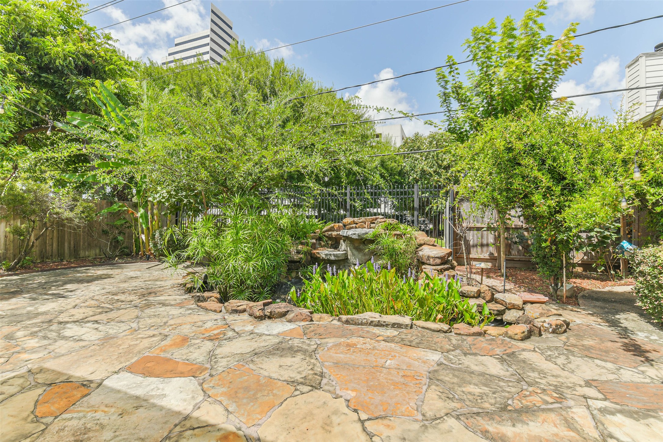 2502 Chimney Rock Road Property Photo 7