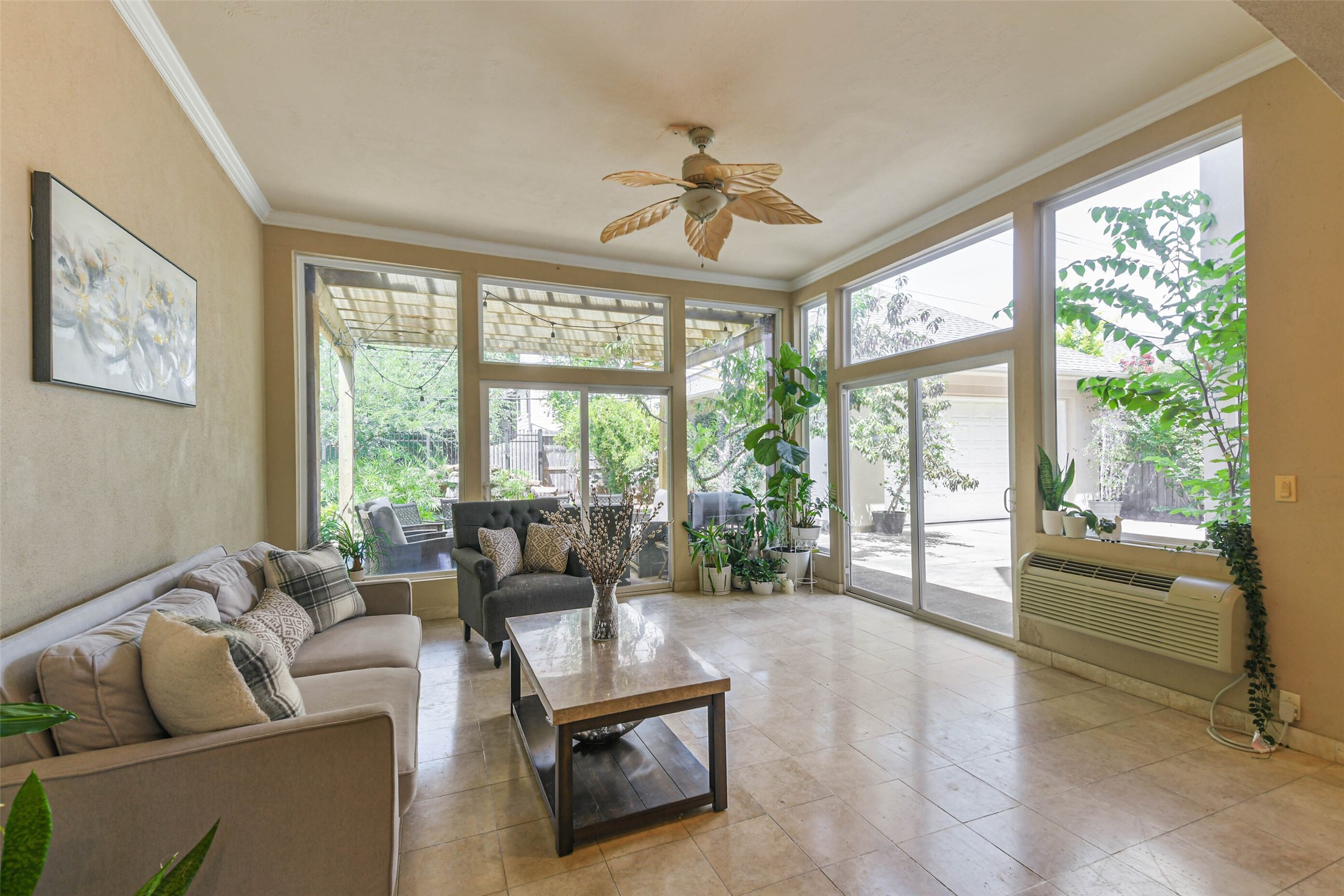 2502 Chimney Rock Road Property Photo 11