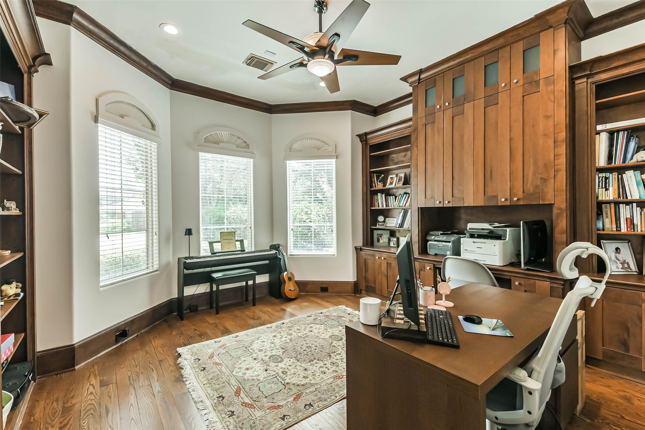 2502 Chimney Rock Road Property Photo 17