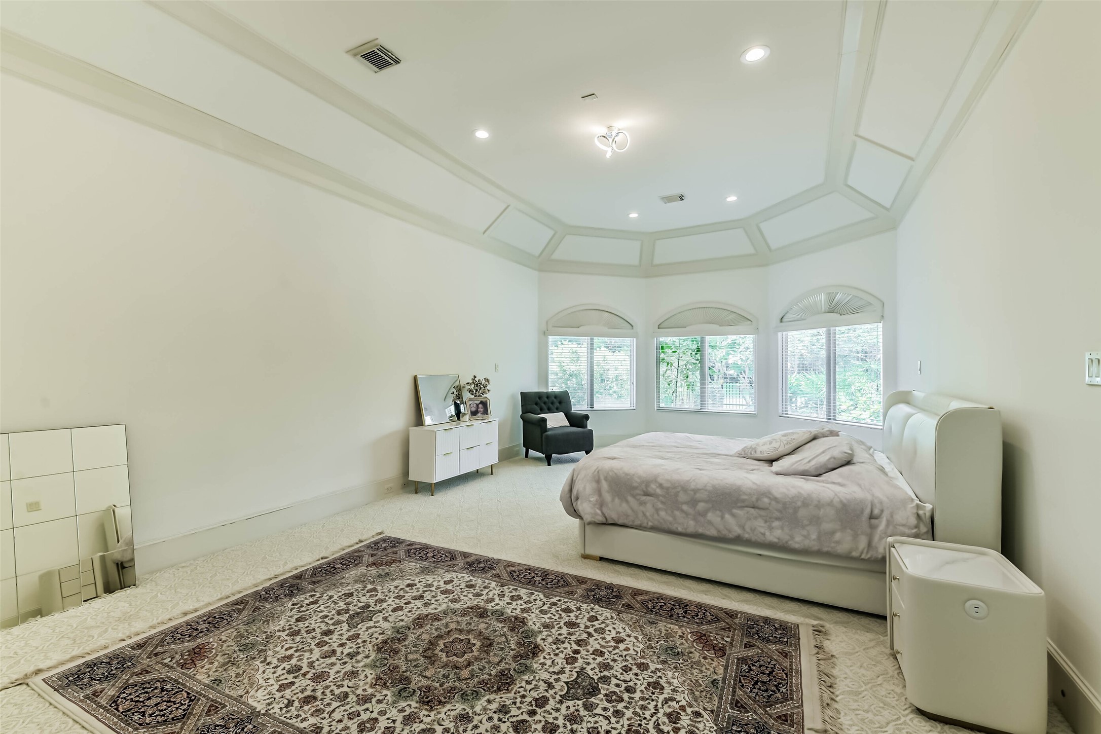 2502 Chimney Rock Road Property Photo 25