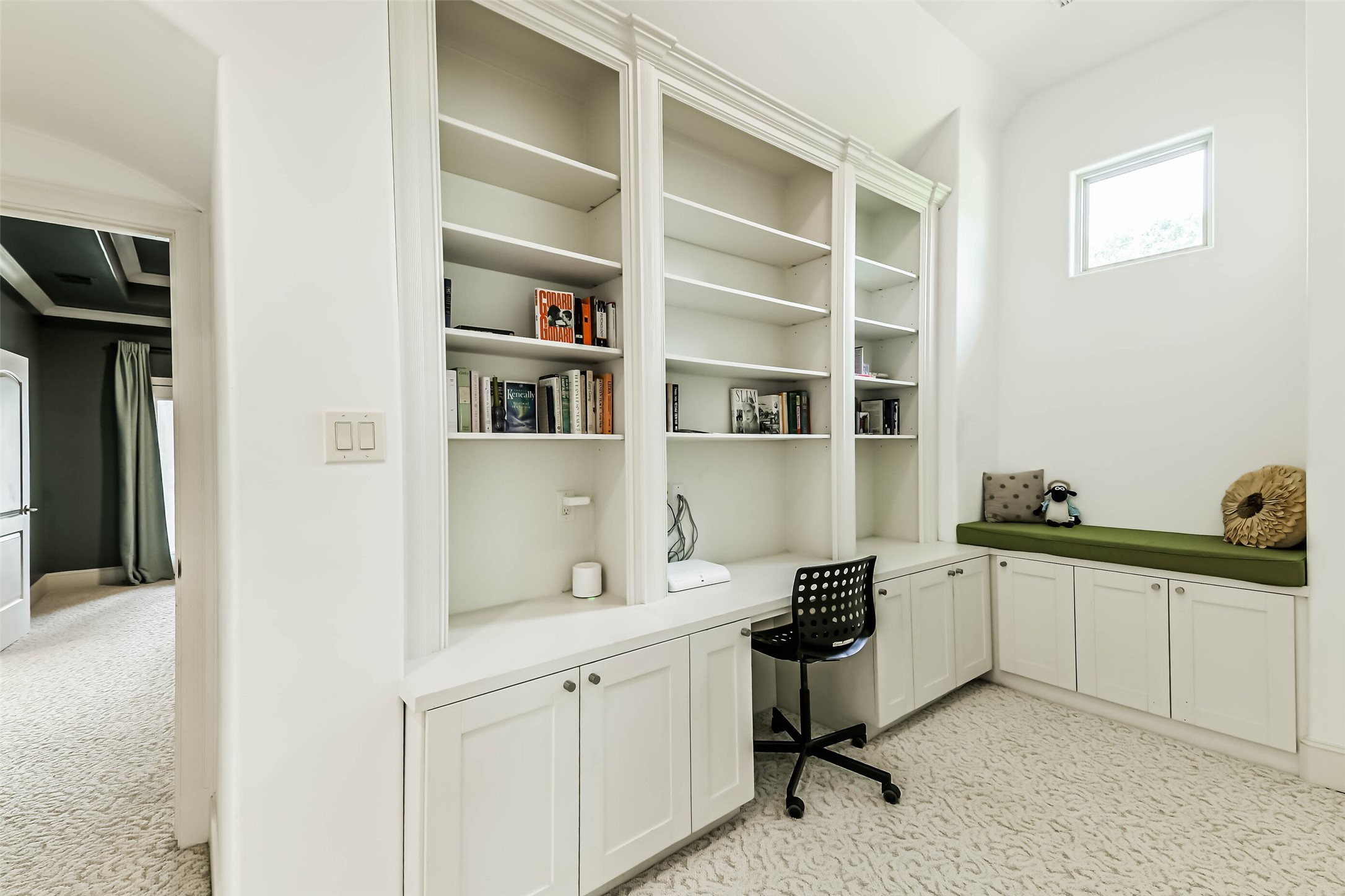 2502 Chimney Rock Road Property Photo 31