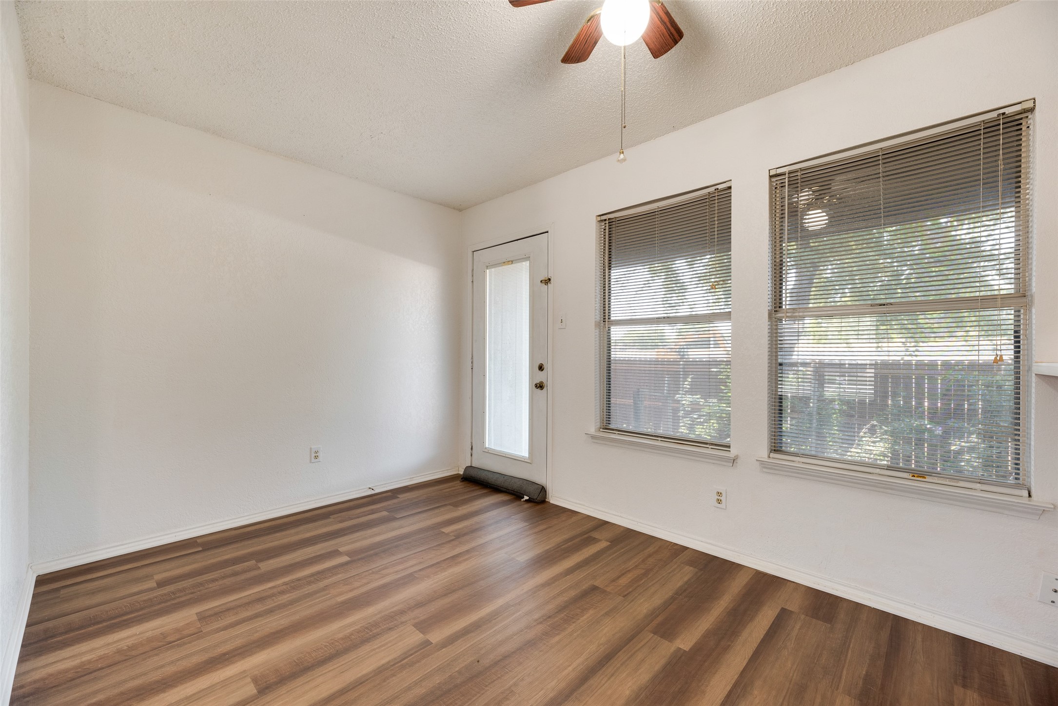 5126 Trail Dust Lane Property Photo 7