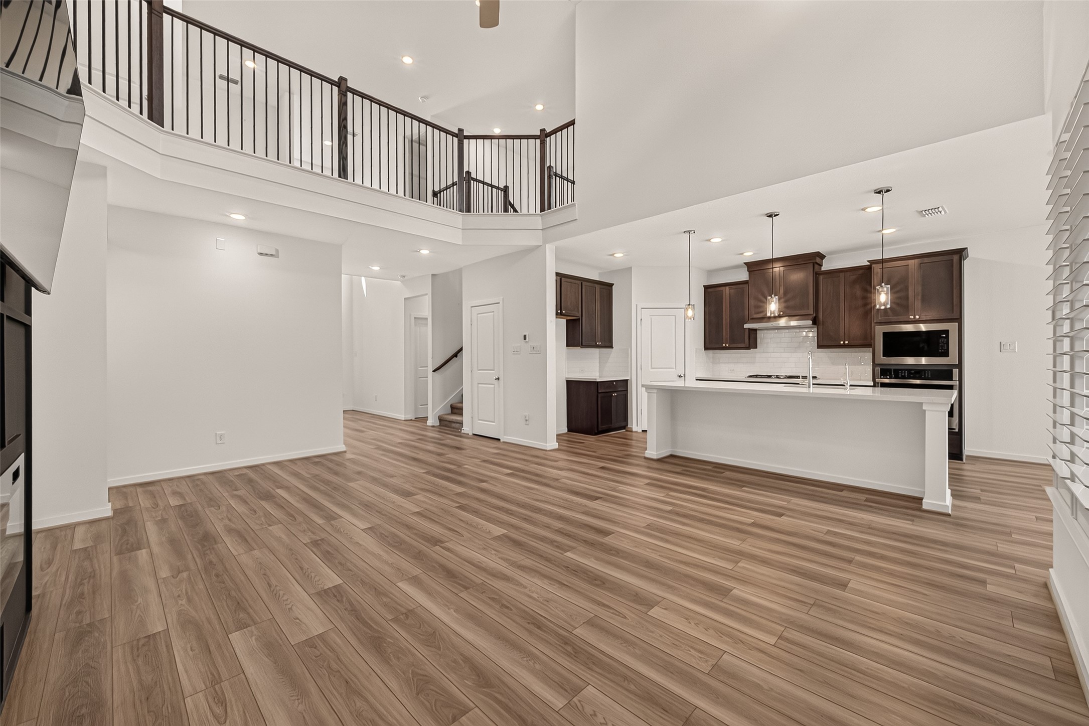 21806 Wycombe Terrace Way Property Photo 11